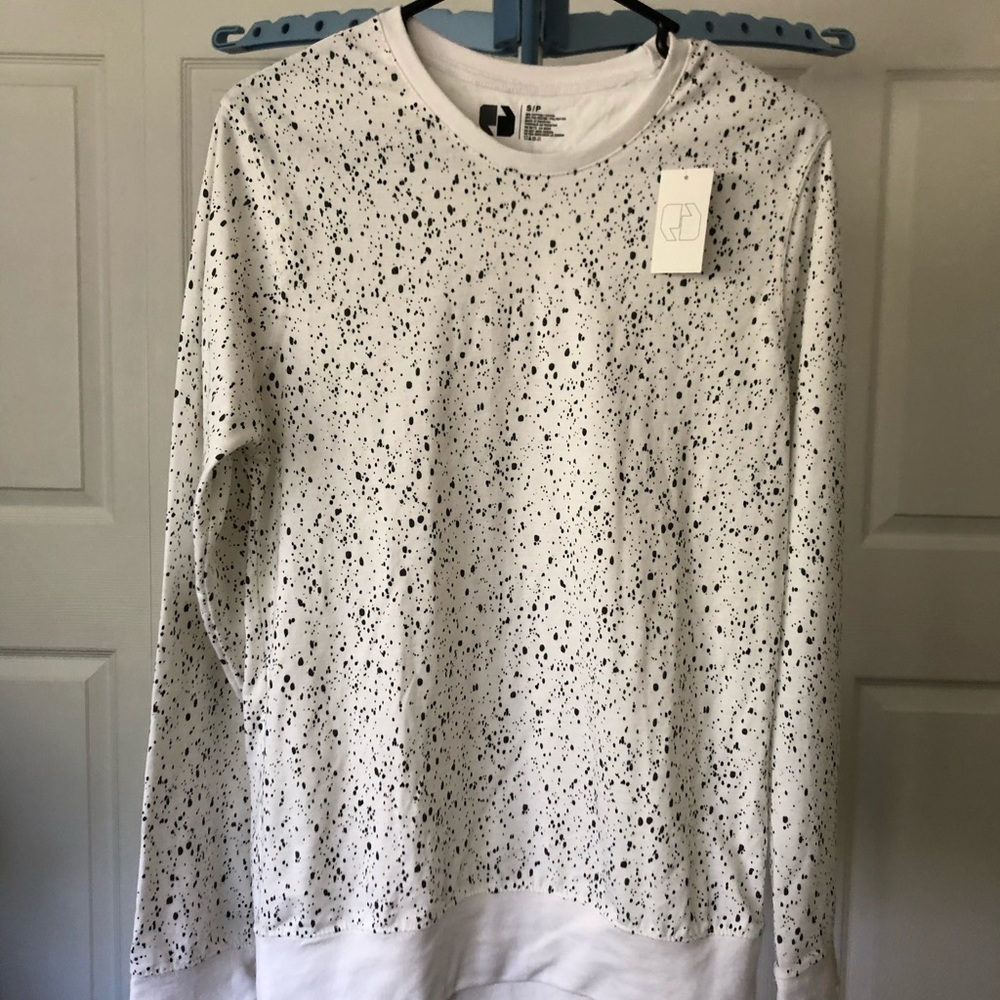 Long-sleeve Crewneck